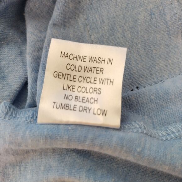 Garth Brooks Stadium Tour Football V Neck T Shirt Womens M Country Cowboy Y2Kc - Picture 4 of 5